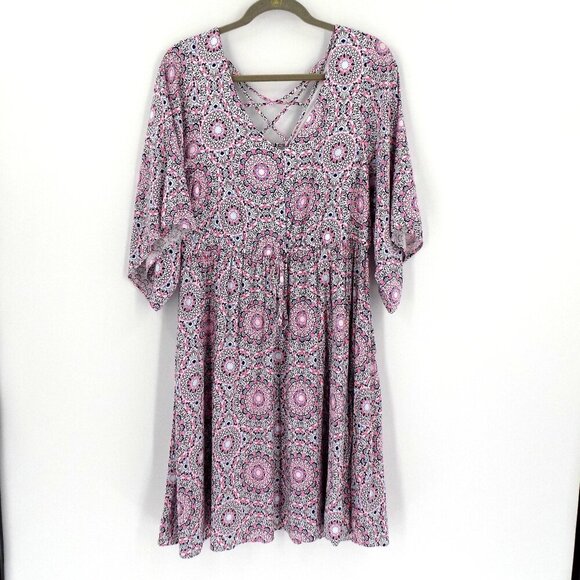 Torrid Medallion Challis Strappy Dress Size 1X Flowy White Pink Blue Black - Picture 1 of 6